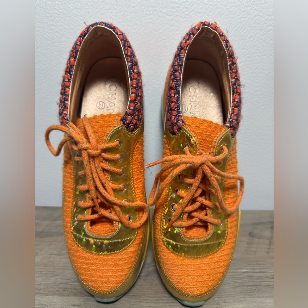 Chanel metallic gold orange tweed sneakers - Picture 2 of 6